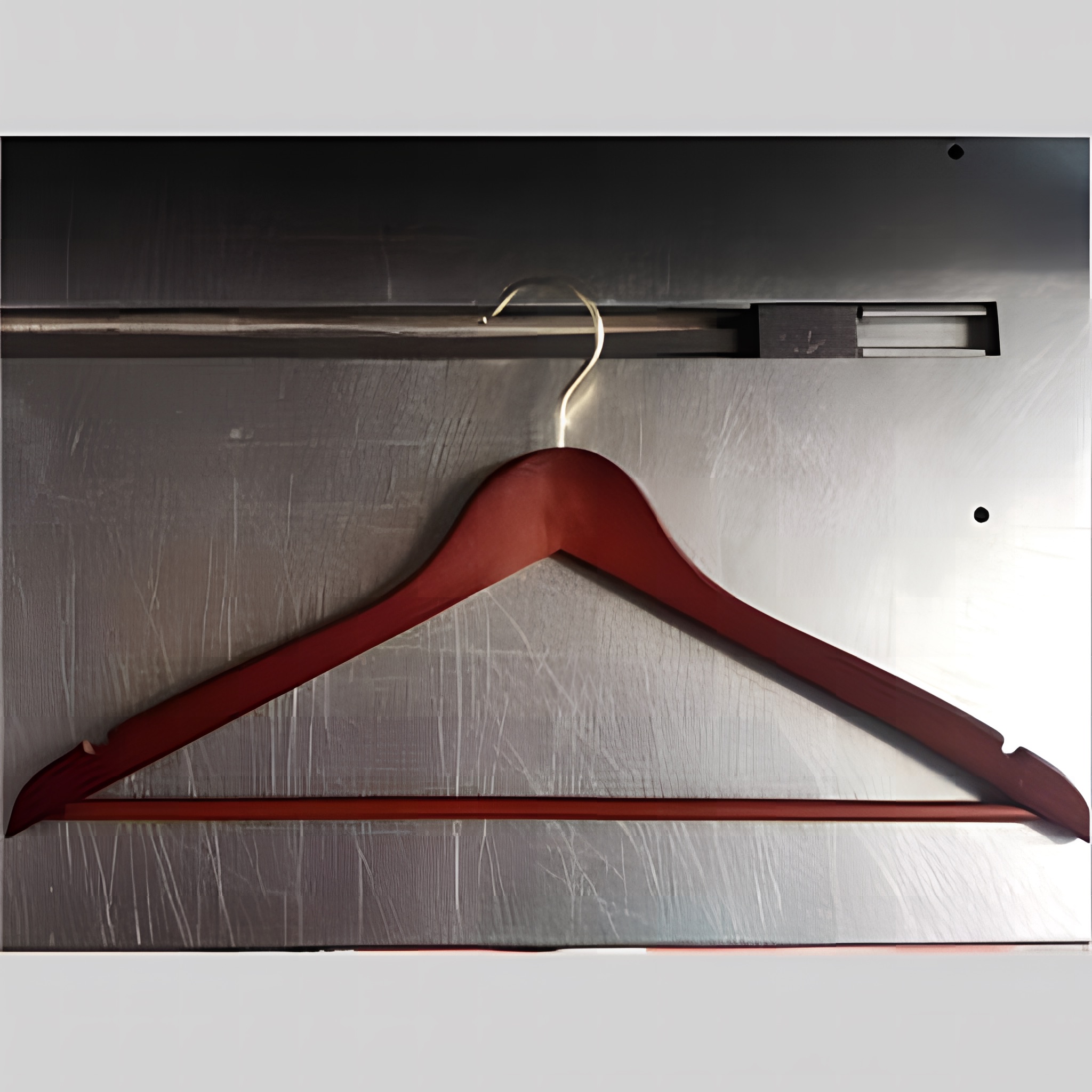 neut. fa ingvállfa dió színben rúddal arany kampóval 44 cm