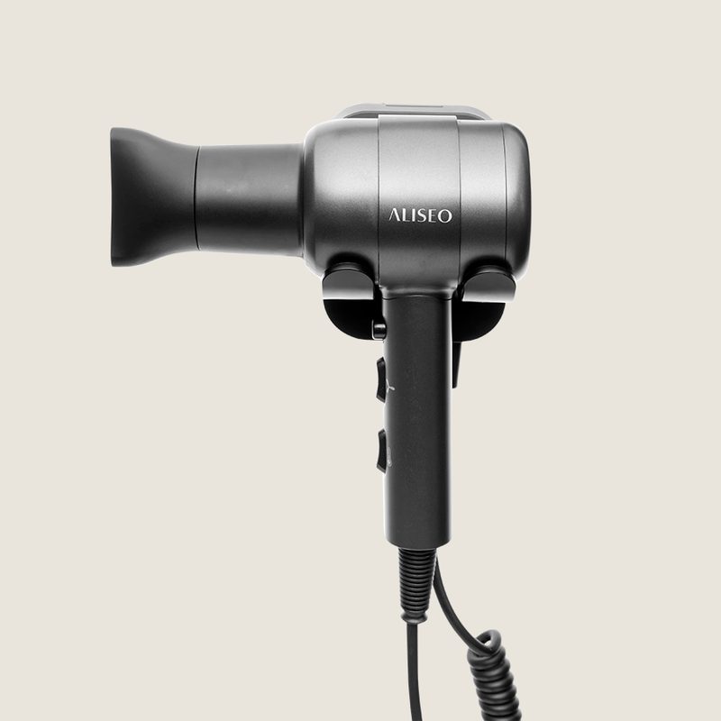 aliseo_010634-2.jpg Chromosome - 1800 W, wall holder f. direct coneection