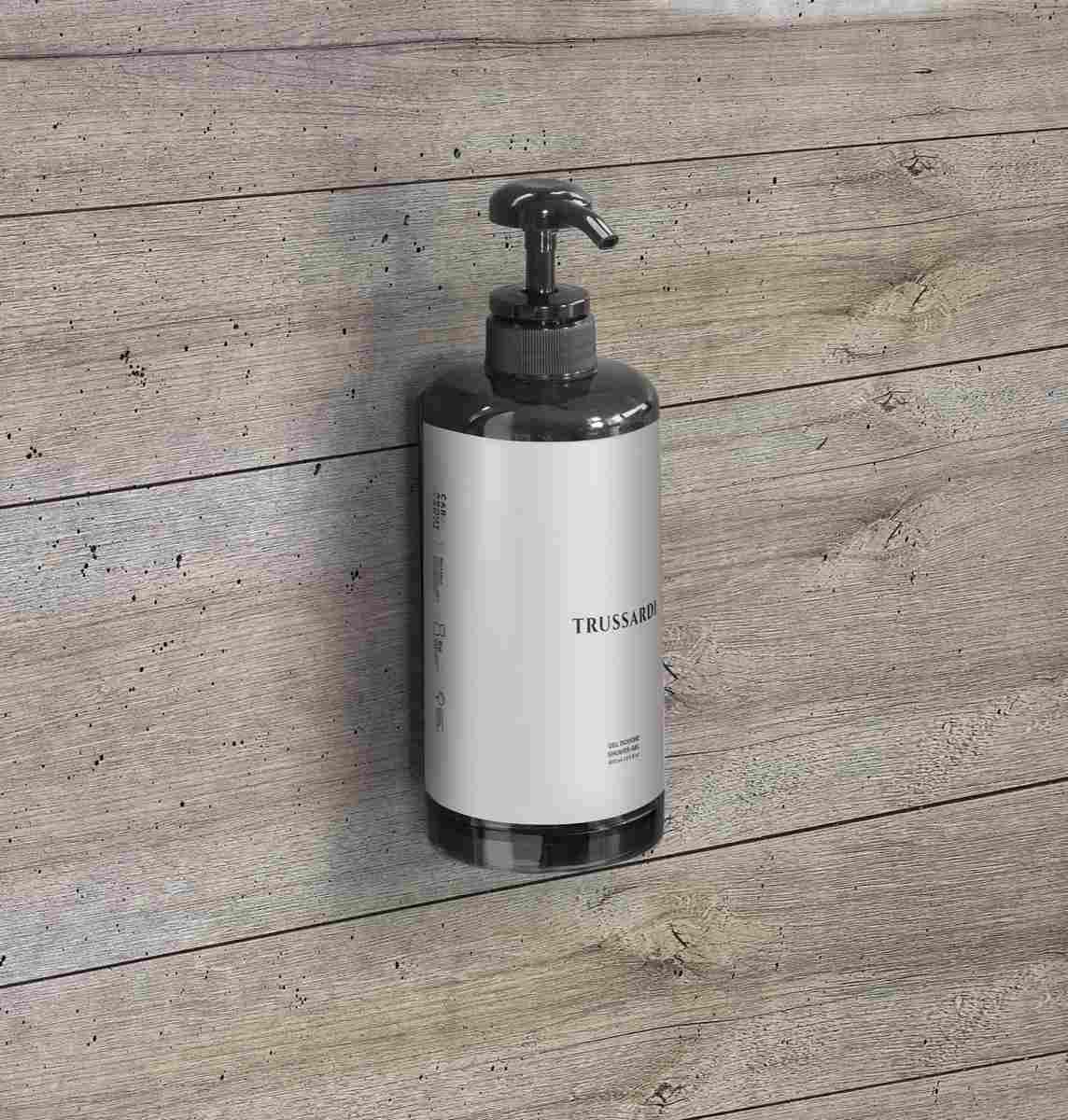 Trussardi Ecofill adagoló márványfelületen