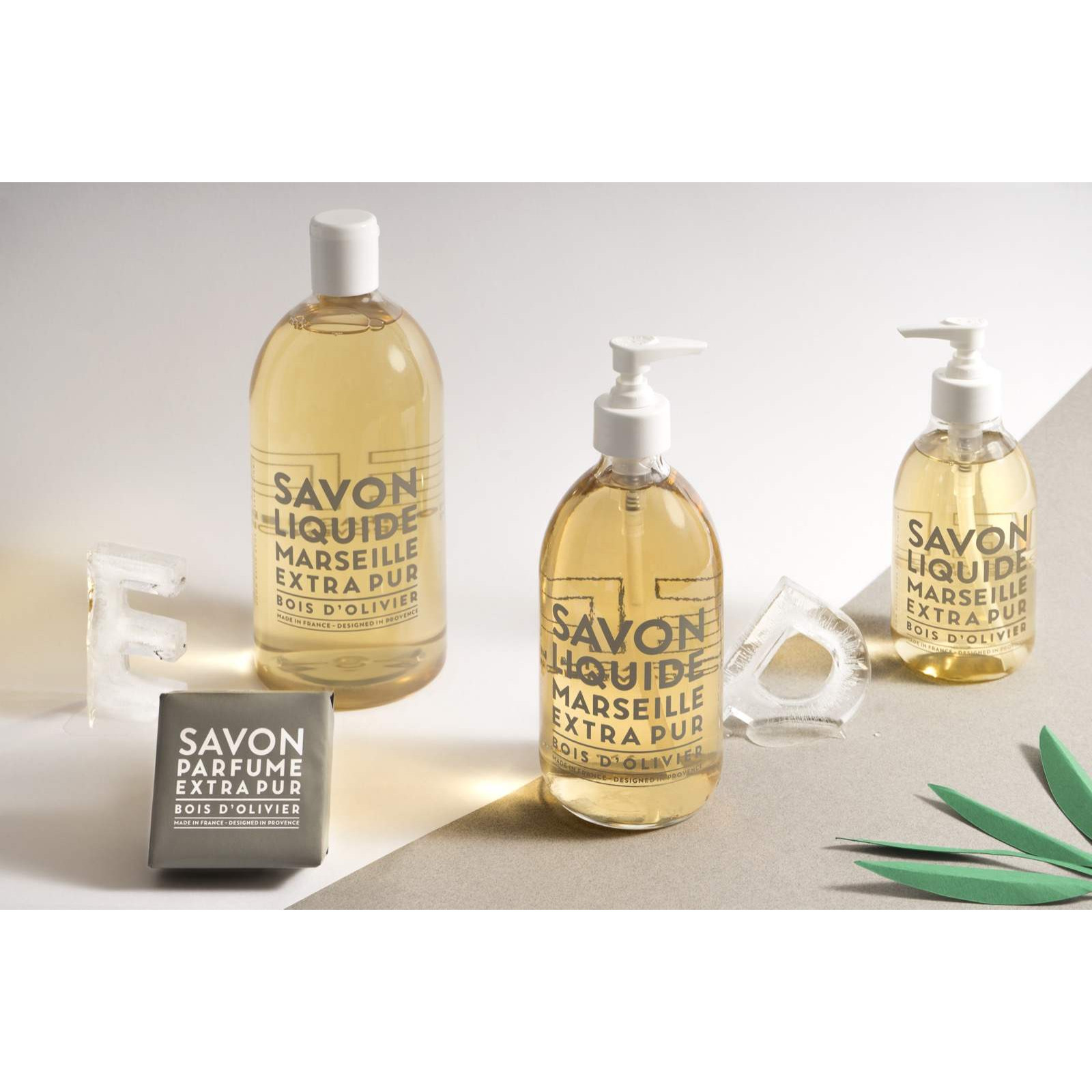 Compagnie de Provence Bois d’Olivier folyékony szappan pumpás flakonban, olajfaágak között