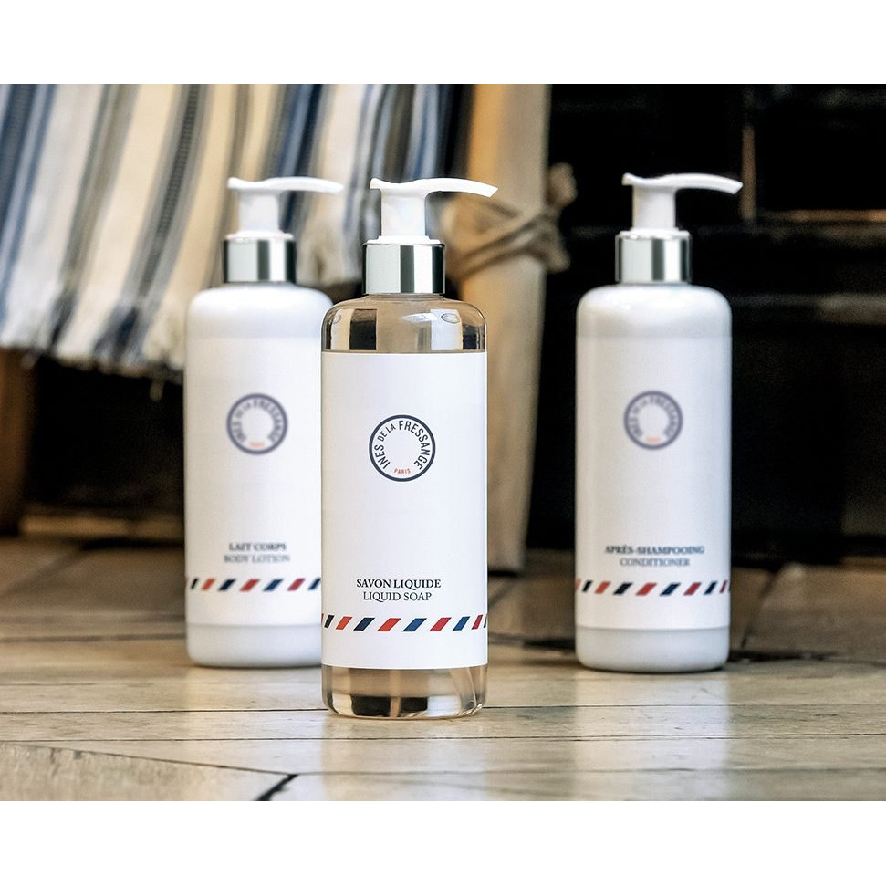 Inès De La Fressange 300 ml-es Ecopump adagolók