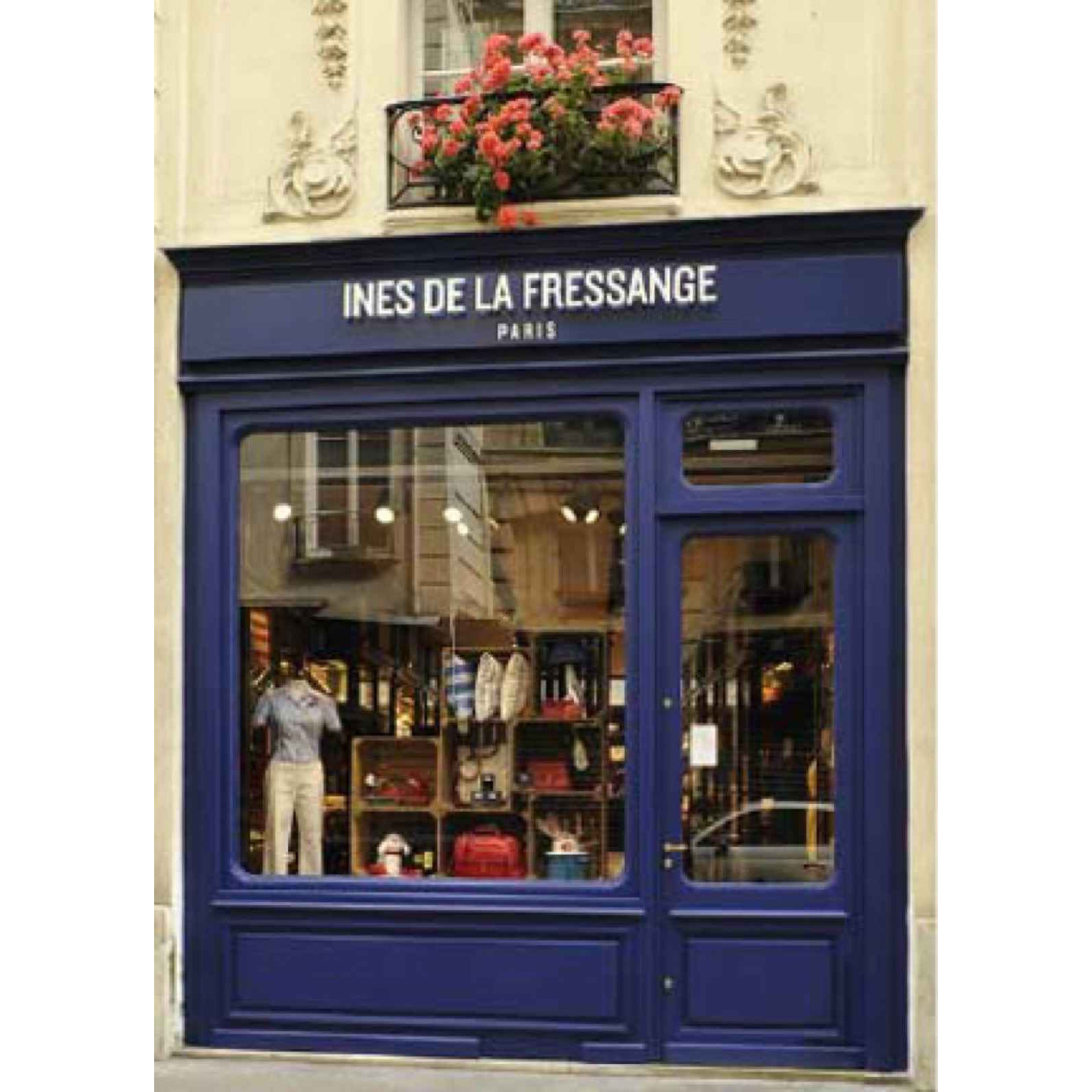 Inès de la Fressange Paris üzletének homlokzata