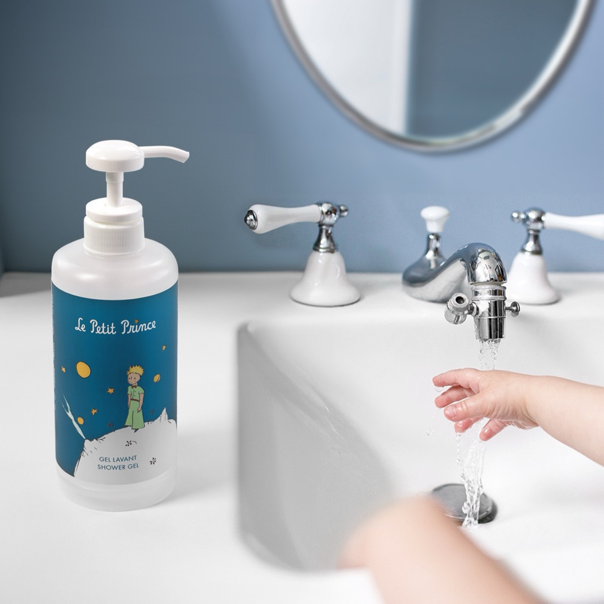 Le Petit Prince Ecofill adagoló a falon